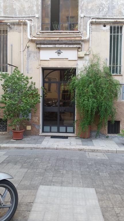 Termini Station Apartment Ai Due Cortili Presso Le Mura Aureliane Rom Eksteriør billede