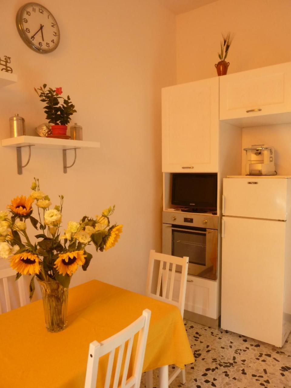 Termini Station Apartment Ai Due Cortili Presso Le Mura Aureliane Rom Eksteriør billede